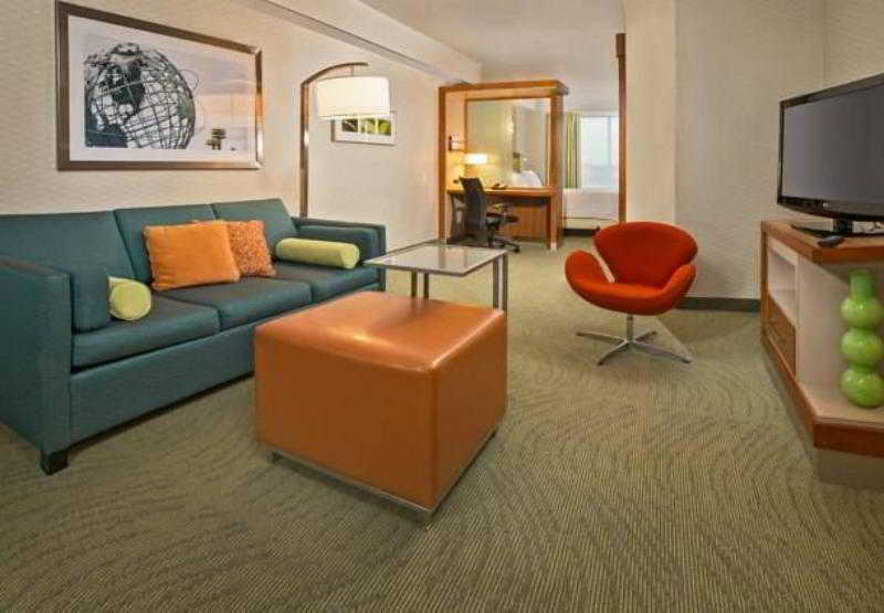 Springhill Suites By Marriott New York Laguardia Airport Dış mekan fotoğraf